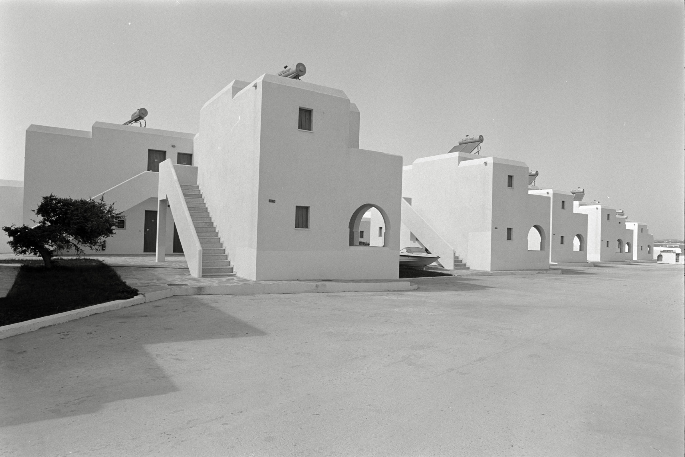 AHP F1991 09 004 sc240914 img24 NLP